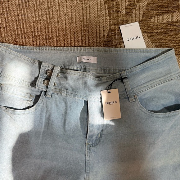 FOREVER 21 Light Blue Women's Jeans, size 31/12 - Picture 9 of 12